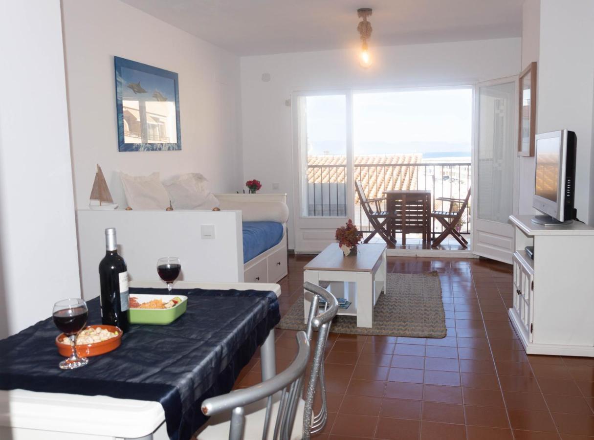 Coco Apt Renovated And With Seaview L' Escala Luaran gambar